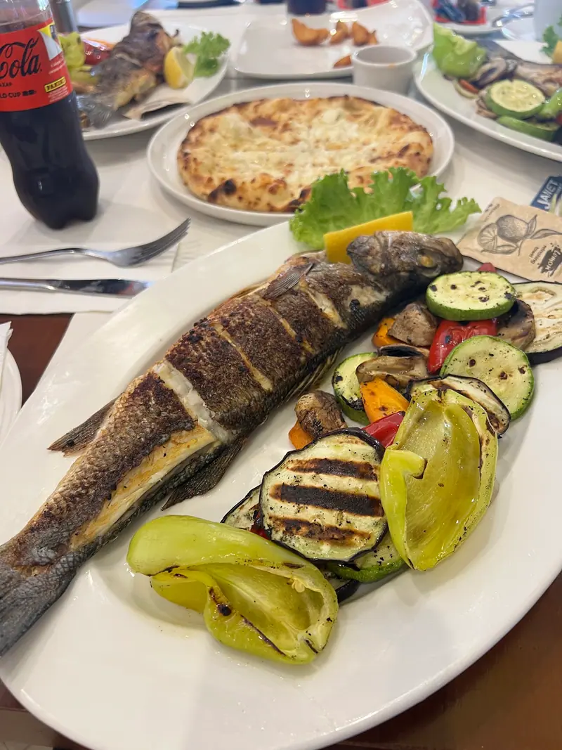 Морски деликатеси